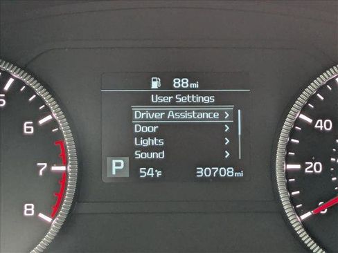 Used 2022 Kia Telluride EX w/ EX Premium Package image 11