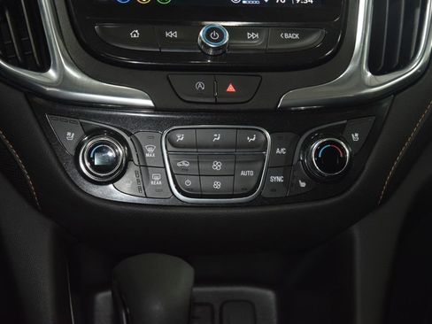 Certified 2024 Chevrolet Equinox Premier AWD/4WD image 23