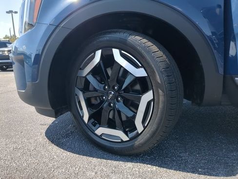 Used 2024 Kia Telluride S w/ S Sunroof Package FWD image 37