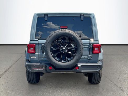Certified 2025 Jeep Wrangler Unlimited Sahara w/ Safety Group AWD/4WD image 6