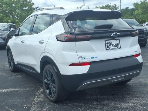 Used 2022 Chevrolet Bolt EUV Premier w/ Launch Edition FWD image 2