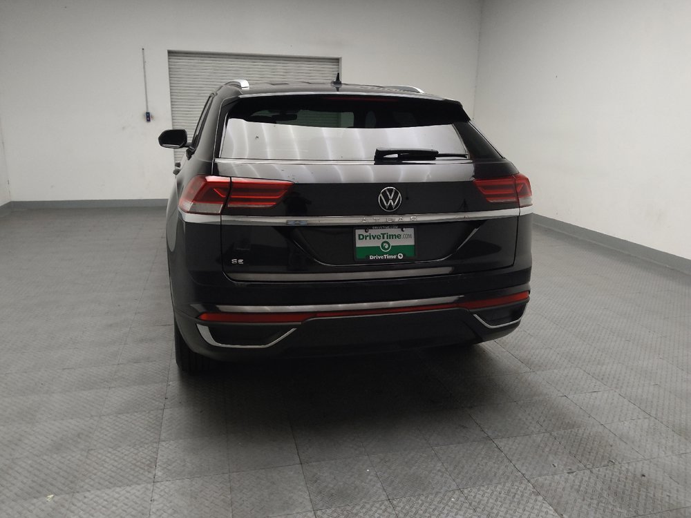 Used 2022 Volkswagen Atlas Cross Sport SE FWD image 6