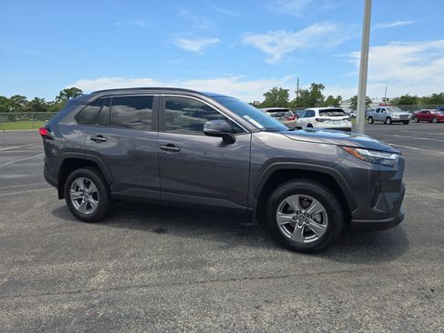 Used 2024 Toyota RAV4 XLE FWD image 2