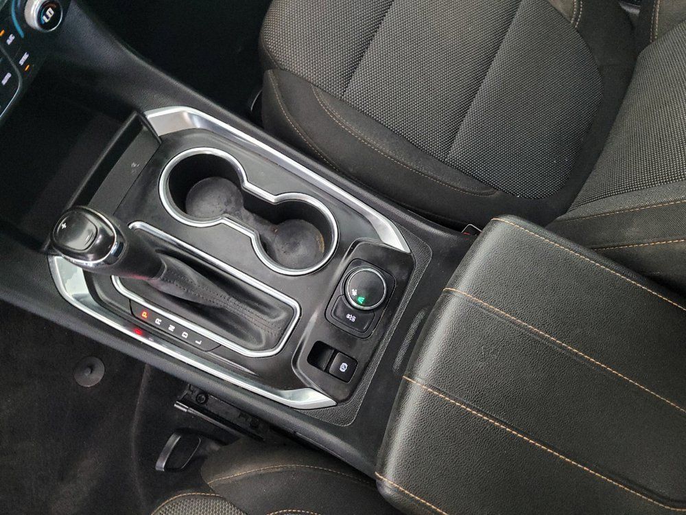 Used 2020 Chevrolet Traverse LS FWD image 26