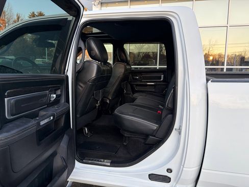 Used 2017 RAM 2500 Limited image 42
