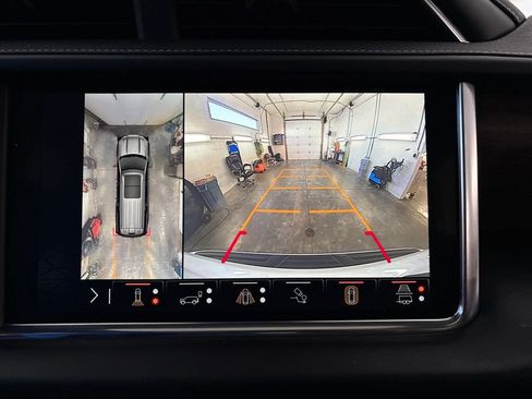 Used 2024 GMC Yukon Denali Ultimate image 33