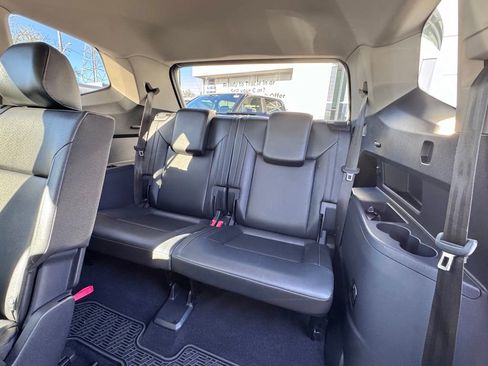 Used 2018 Volkswagen Atlas SEL AWD/4WD image 17