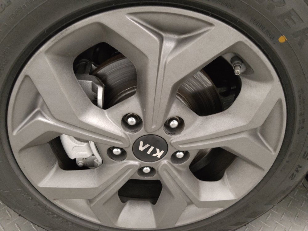 Used 2021 Kia Forte LXS FWD image 31