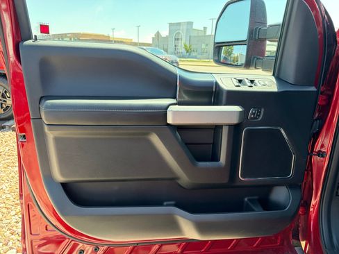 Used 2019 Ford F150 Lariat AWD/4WD image 14