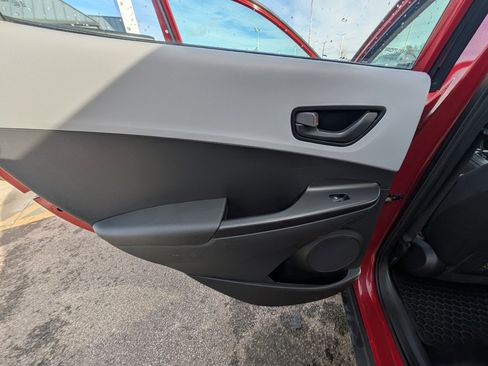 Used 2020 Hyundai Kona SE image 34