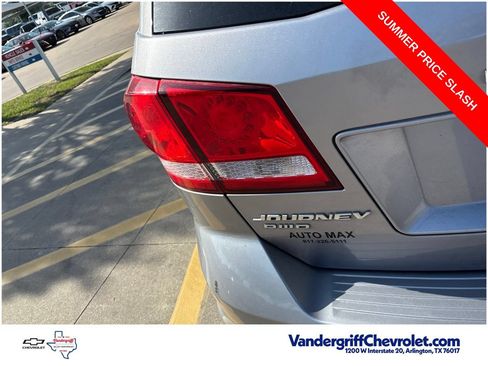 Used 2017 Dodge Journey GT AWD/4WD image 9