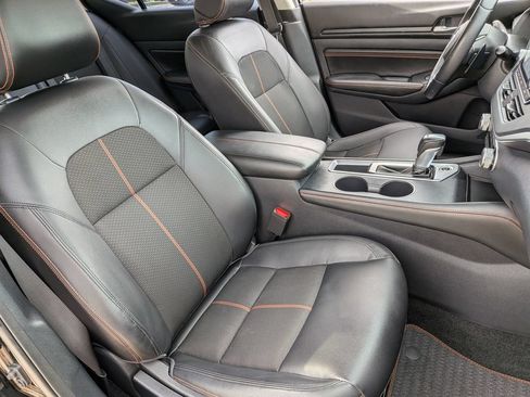 Used 2019 Nissan Altima 2.5 SR FWD image 27