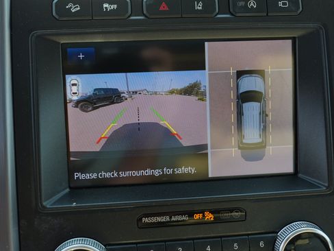 Used 2020 Ford Expedition Platinum AWD/4WD image 32
