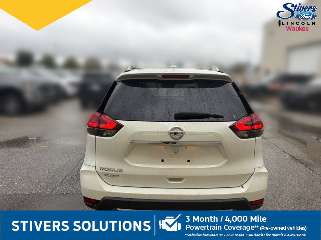 Used 2017 Nissan Rogue SL w/ SL Premium Package AWD/4WD image 7