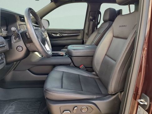 Used 2023 GMC Yukon XL Denali w/ Denali Reserve Package RWD image 25