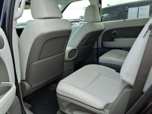 Used 2026 Hyundai Palisade SEL image 16