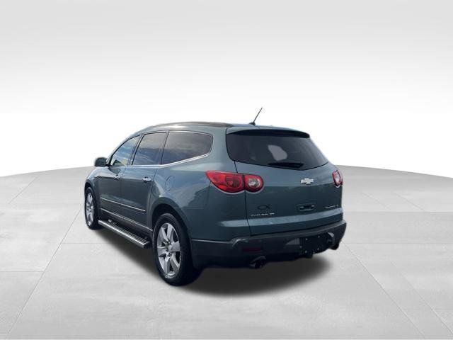 Used 2009 Chevrolet Traverse LTZ FWD image 3