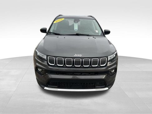 Used 2022 Jeep Compass Limited image 10