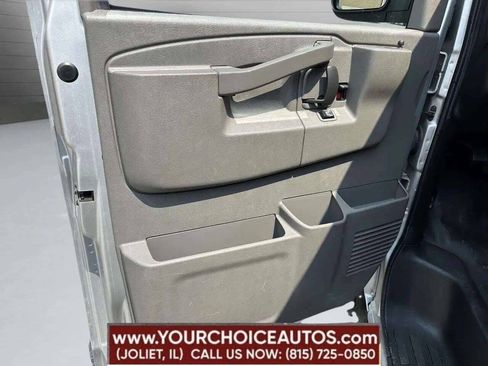 Used 2020 Chevrolet Express 3500 LS RWD image 32