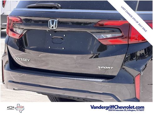 Used 2025 Honda Odyssey Sport-L image 6