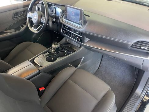 Used 2023 Nissan Rogue S FWD image 13