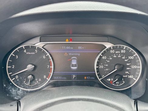 Used 2024 Nissan Altima 2.5 SV AWD/4WD image 8