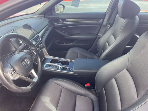 Used 2021 Honda Accord Sport image 4