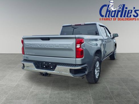 Used 2023 Chevrolet Silverado 1500 LT AWD/4WD image 4