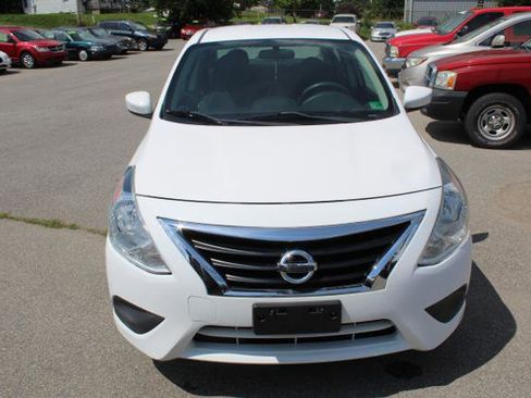Used 2016 Nissan Versa S image 4