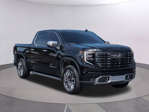 Used 2023 GMC Sierra 1500 Denali Ultimate AWD/4WD image 9