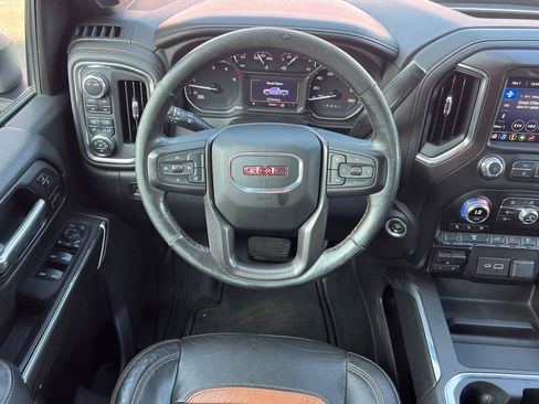 Used 2021 GMC Sierra 2500 AT4 w/ Gooseneck/5TH Wheel Package AWD/4WD image 18