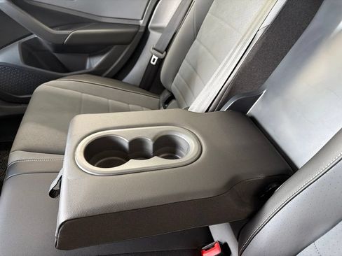 New 2026 Volkswagen Jetta SE FWD image 29