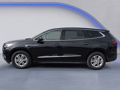 Used 2019 Buick Enclave Essence image 5