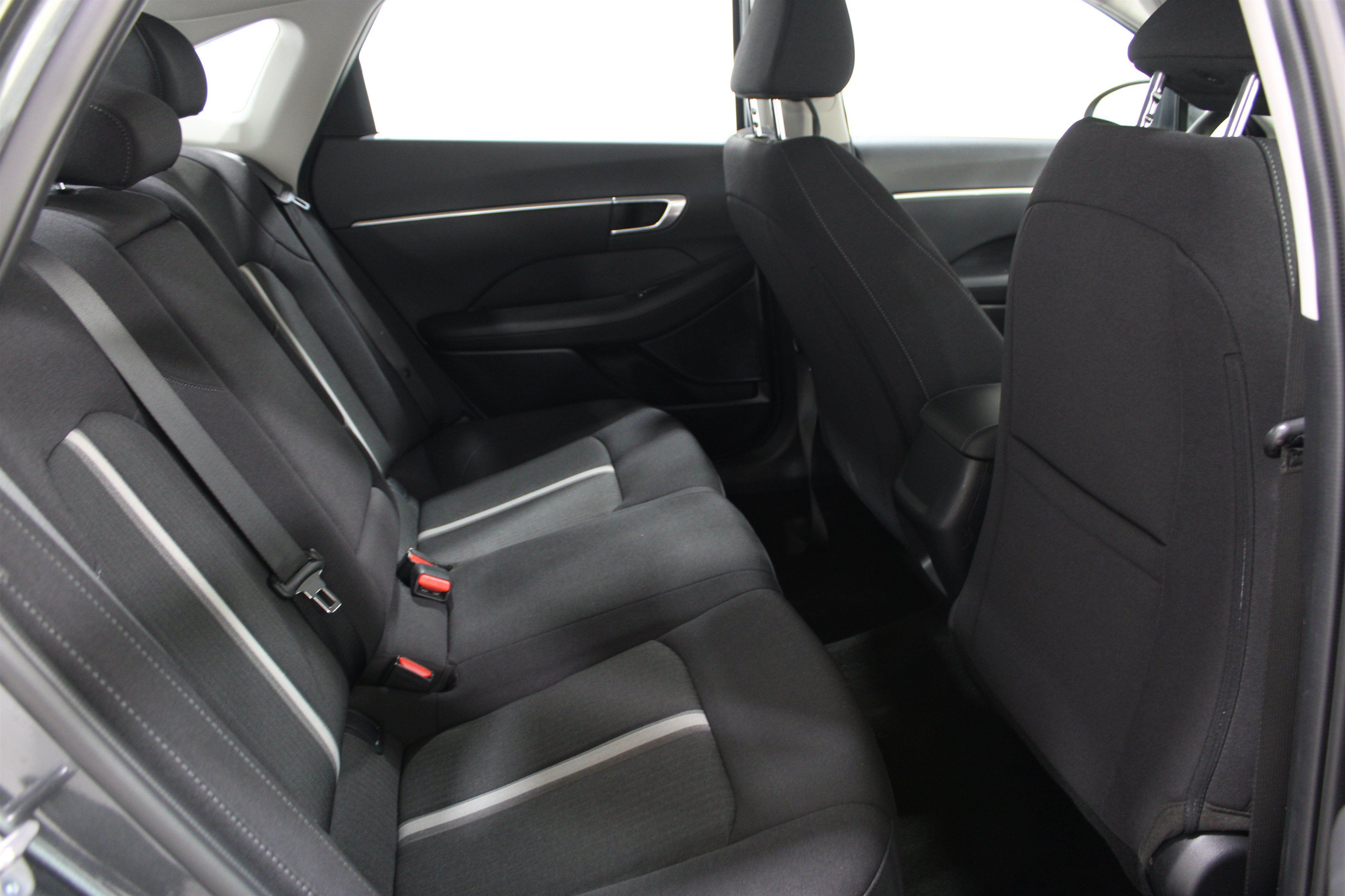 Used 2023 Hyundai Sonata SEL FWD image 32