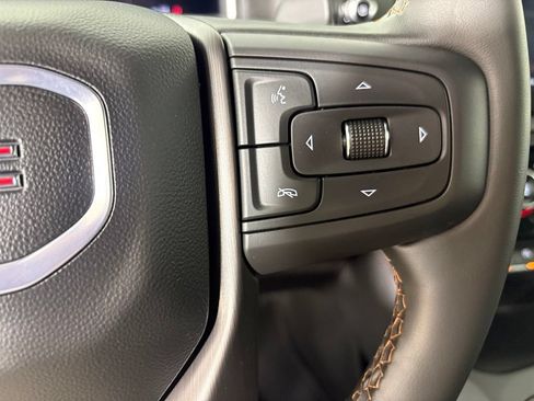 Used 2025 GMC Sierra 1500 AT4 AWD/4WD image 26