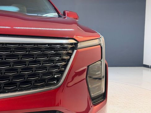 Certified 2025 Cadillac XT4 Premium Luxury FWD image 11