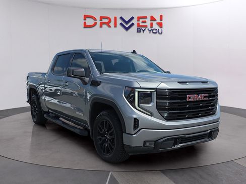 Used 2023 GMC Sierra 1500 Elevation AWD/4WD image 8