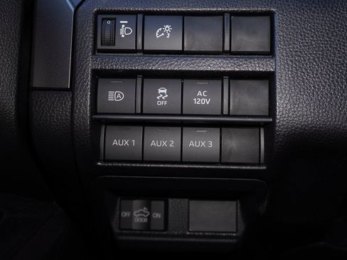 New 2025 Toyota Tacoma TRD Off-Road image 12