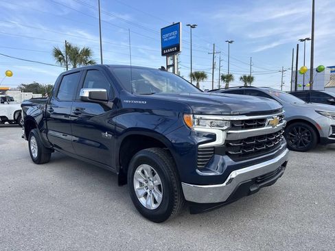 Used 2023 Chevrolet Silverado 1500 LT image 3