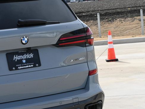 New 2026 BMW X5 xDrive40i image 7