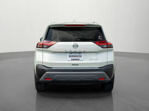 Used 2023 Nissan Rogue SV w/ SV Premium B Package AWD/4WD image 6