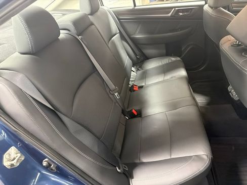Used 2019 Subaru Legacy 2.5i Limited AWD/4WD image 10