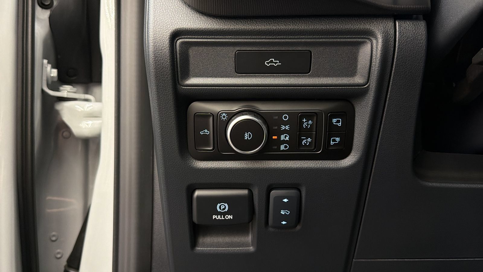 Used 2026 Ford F150 Lariat w/ Bed Utility Package AWD/4WD image 29