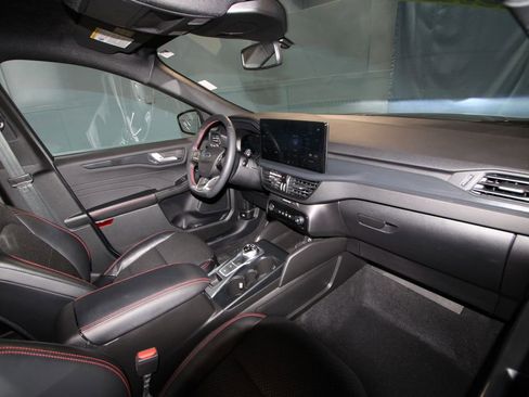 Used 2025 Ford Escape ST-Line Elite image 23