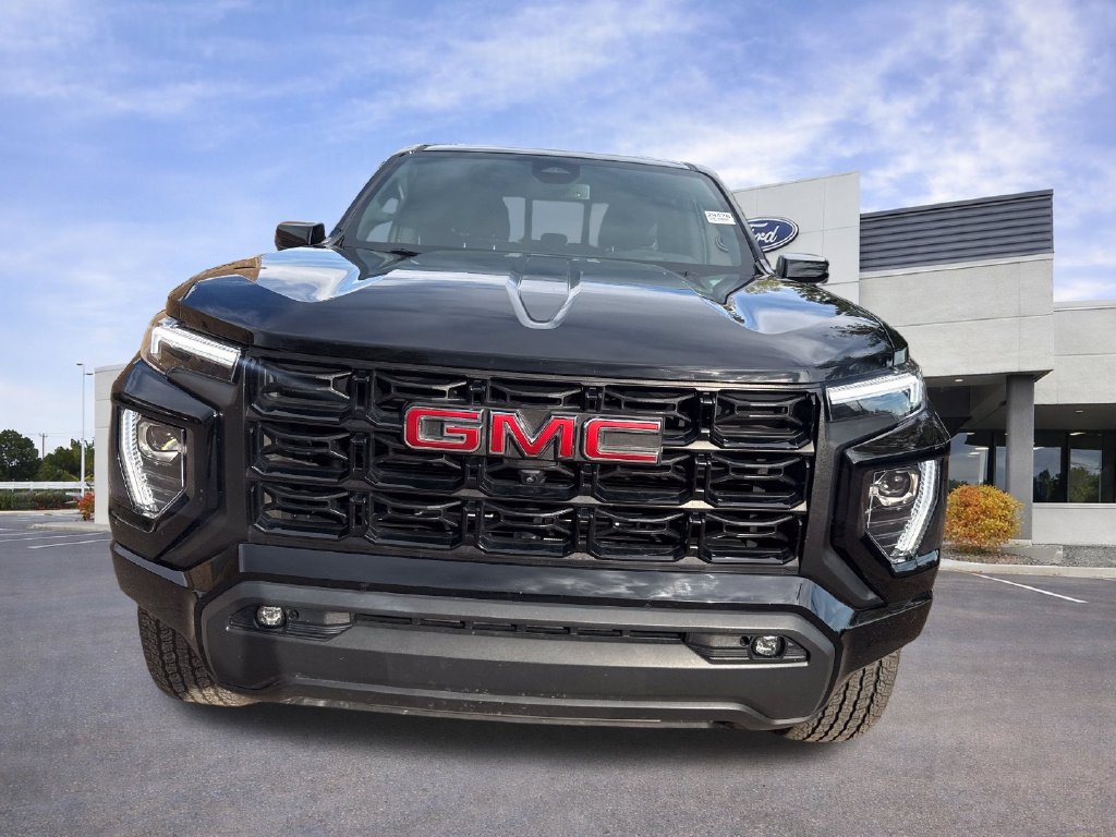 Used 2024 GMC Canyon Elevation w/ Convenience Package AWD/4WD image 2