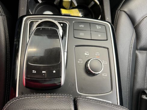 Used 2018 Mercedes-Benz GLS 450 GLS 450 image 27