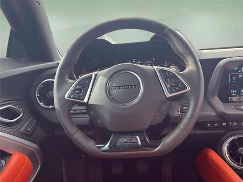 Used 2018 Chevrolet Camaro SS w/ Hot Wheels Edition RWD image 11