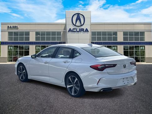 Certified 2025 Acura TLX w/ Technology Package image 3