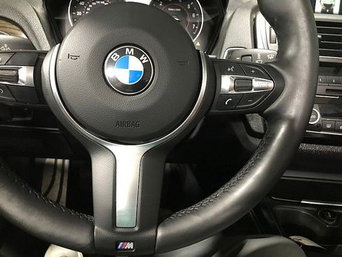 Used 2015 BMW M235i Convertible image 29