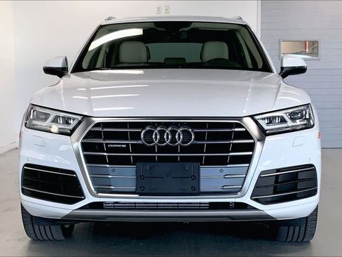 Used 2020 Audi Q5 2.0T Premium Plus w/ Premium Plus Package image 6